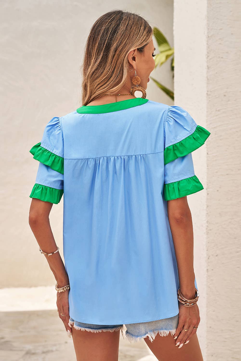 Casual Colorblock Ruffle V-Neck Top: Mist Blue