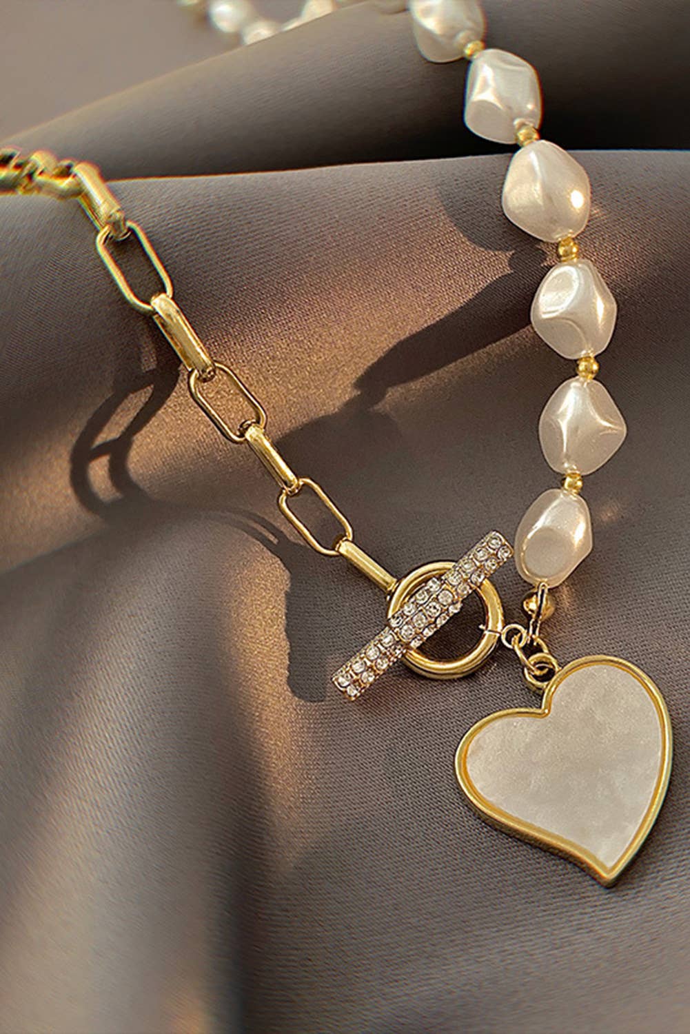LDC Heart Pendant Rhinestone Decor Pearl Chain Necklace: Gold