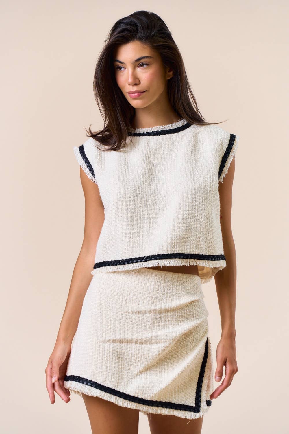 Contrast Frayed Hem Crop Top & Skort Set: CREAM